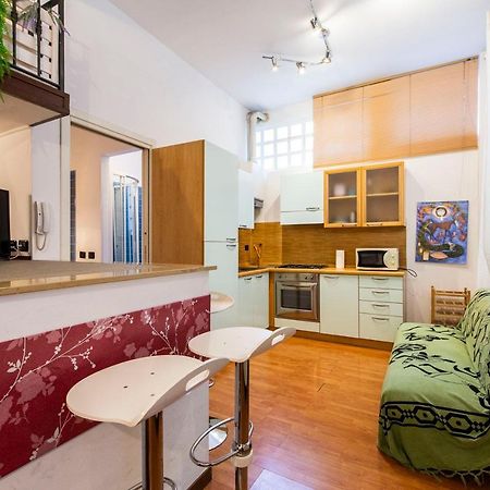 Extensive Terrace Navigli Toy Artistic Apartment 米兰 外观 照片