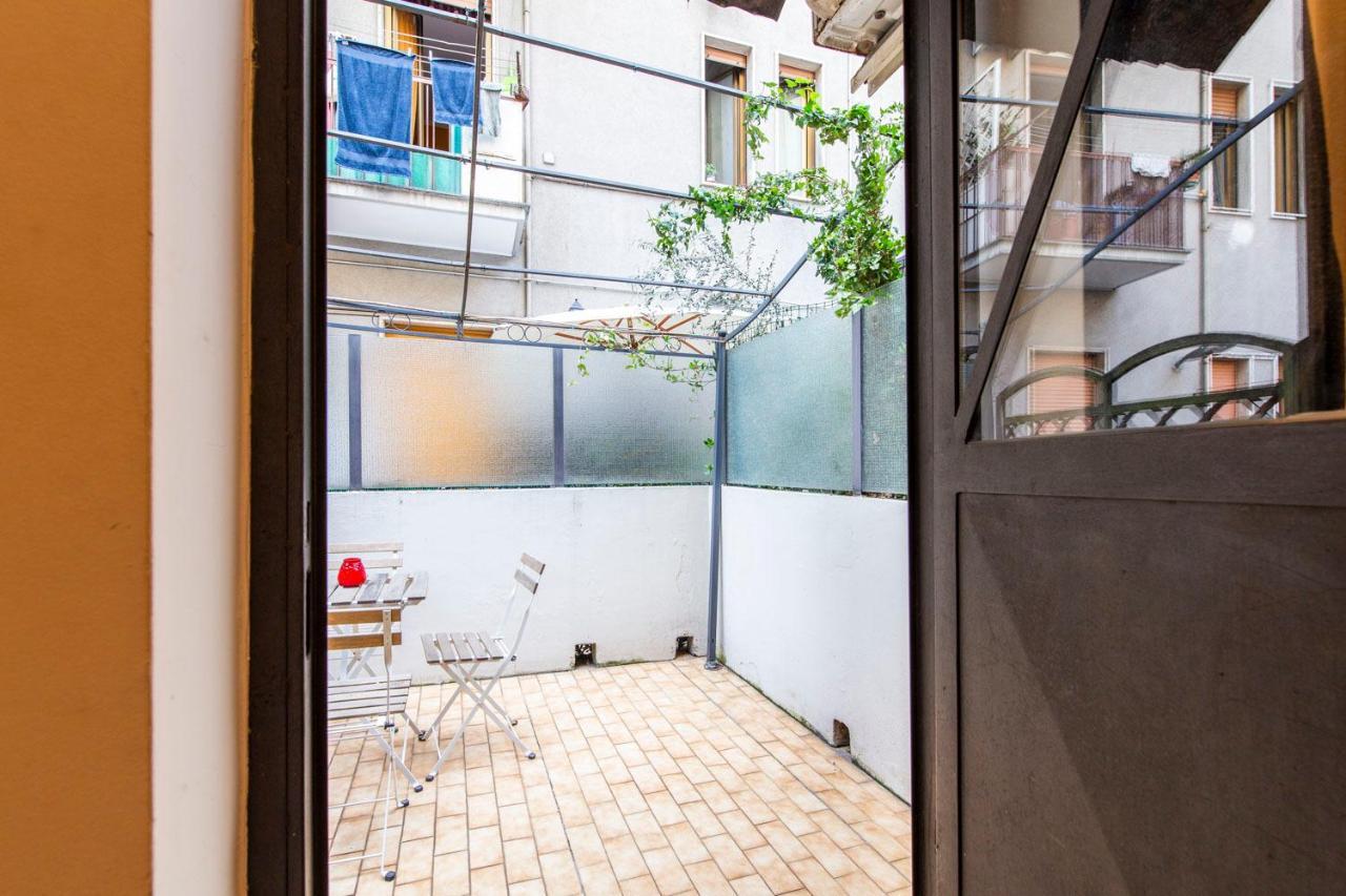 Extensive Terrace Navigli Toy Artistic Apartment 米兰 外观 照片