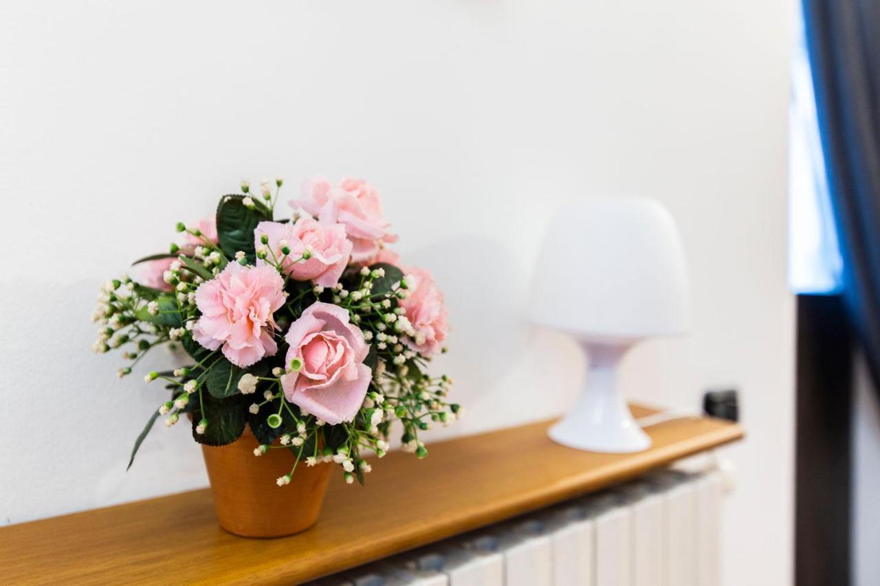 Extensive Terrace Navigli Toy Artistic Apartment 米兰 外观 照片
